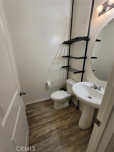 Detail Gallery Image 7 of 21 For 28439 Sunflower St, Highland,  CA 92346 - 3 Beds | 2/1 Baths