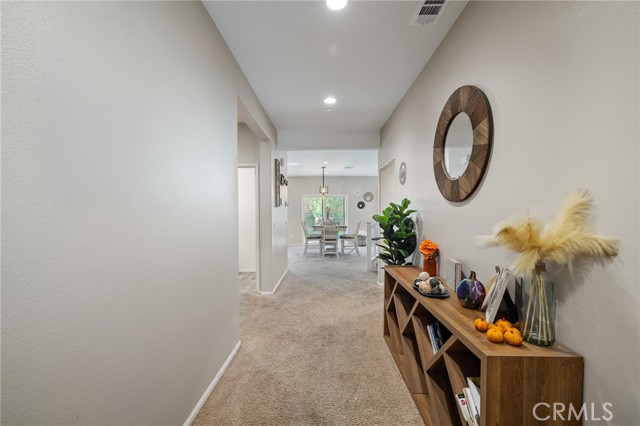 Detail Gallery Image 3 of 22 For 11765 Kirkland, Victorville,  CA 92392 - 4 Beds | 3/1 Baths