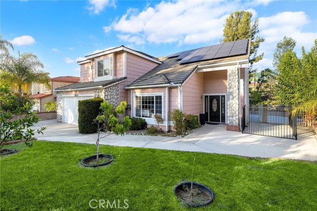 Detail Gallery Image 3 of 52 For 19519 Greenwillow Ln, Rowland Heights,  CA 91748 - 4 Beds | 4 Baths