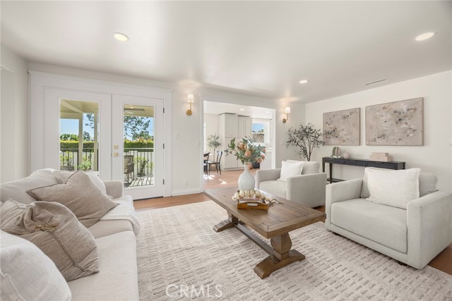 Image 3 of 33 For 840 Grandview Avenue