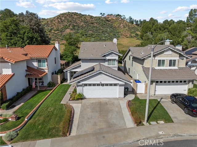 Detail Gallery Image 4 of 66 For 28245 Stonington, Saugus,  CA 91350 - 4 Beds | 3 Baths