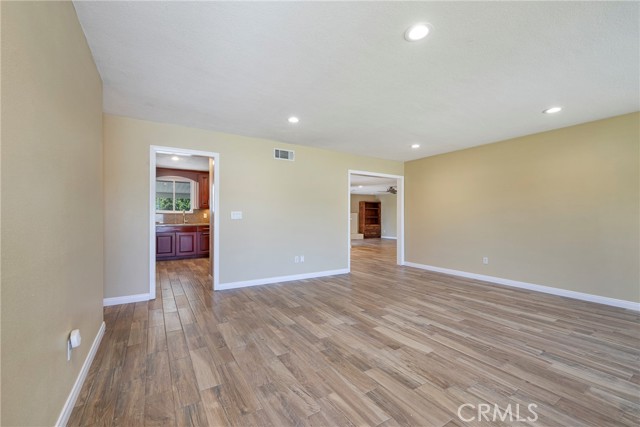 1219 N Van Buren Street, Placentia CA: https://media.crmls.org/medias/47bbf07a-0038-4eff-b306-dd489faef3e8.jpg