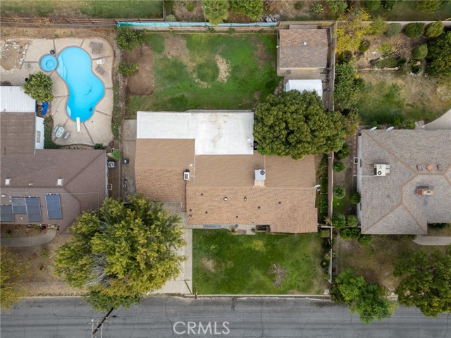 340 E Shamrock, Rialto CA: https://media.crmls.org/medias/47bc3040-1bfb-48ac-b8d4-14e2b923fa94.jpg