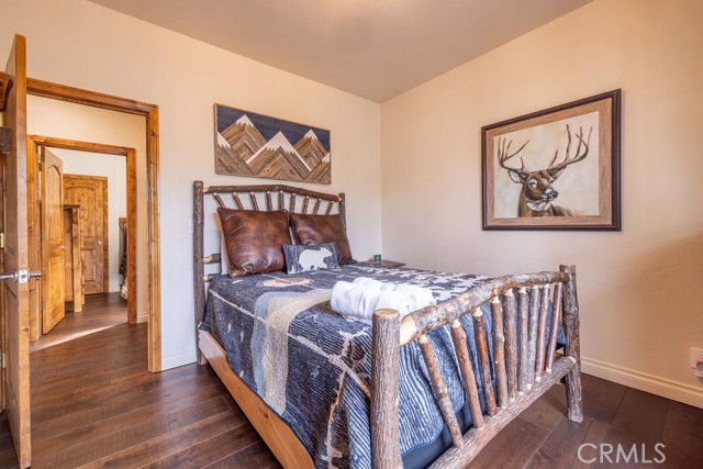 Detail Gallery Image 22 of 40 For 1629 Angels Camp, Big Bear Lake,  CA 92315 - 4 Beds | 3 Baths