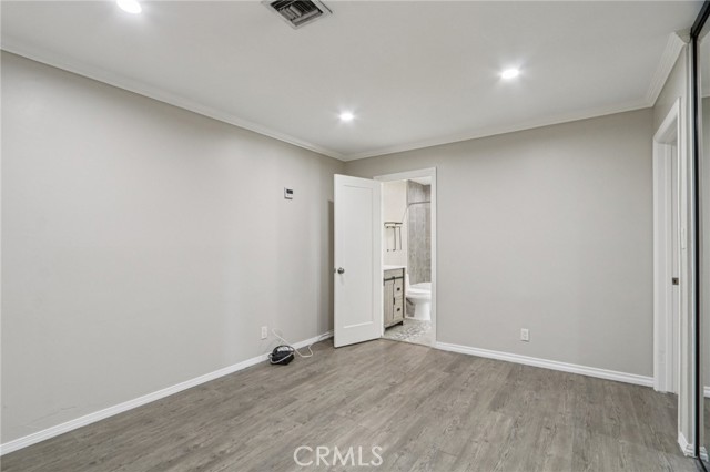 Detail Gallery Image 13 of 51 For 17043 Celtic St, Granada Hills,  CA 91344 - 4 Beds | 3 Baths