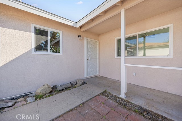 Detail Gallery Image 4 of 25 For 5845 Dogwood, San Bernardino,  CA 92404 - 3 Beds | 1 Baths