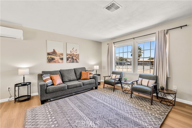 Detail Gallery Image 7 of 37 For 7000 Tamarisk Ave, Yucca Valley,  CA 92284 - 2 Beds | 1 Baths