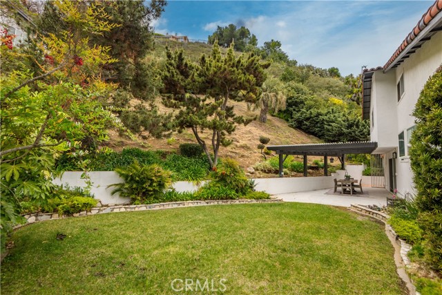 30047 Knoll View Drive, Rancho Palos Verdes CA: https://media.crmls.org/medias/47bd6c4b-fbd6-468f-b723-eb08867e6042.jpg