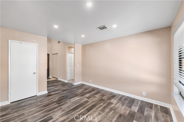 Detail Gallery Image 5 of 26 For 4846 Karling Pl, Palmdale,  CA 93552 - 3 Beds | 2 Baths