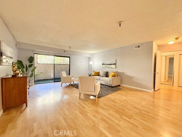 Detail Gallery Image 7 of 46 For 4142 E Mendez St #132,  Long Beach,  CA 90815 - 2 Beds | 2 Baths