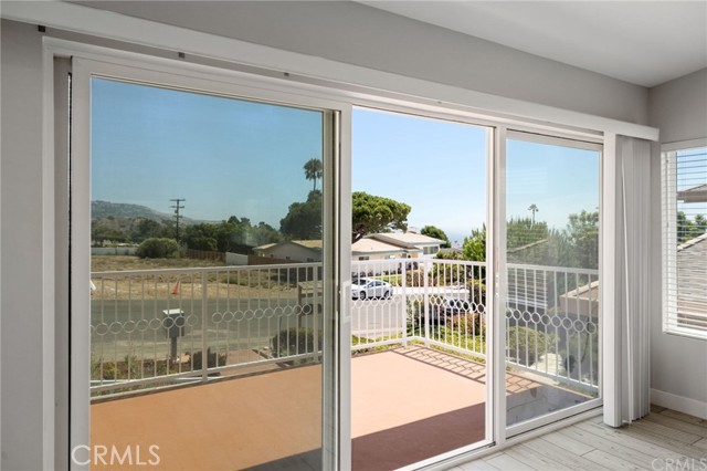 5 Clipper Road, Rancho Palos Verdes CA: https://media.crmls.org/medias/47bfa448-8d01-424e-ab27-e55fe2ac22e2.jpg