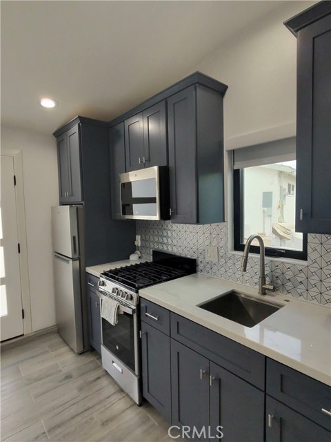 Detail Gallery Image 7 of 16 For 5130 E Burnett a,  Long Beach,  CA 90815 - 1 Beds | 1 Baths