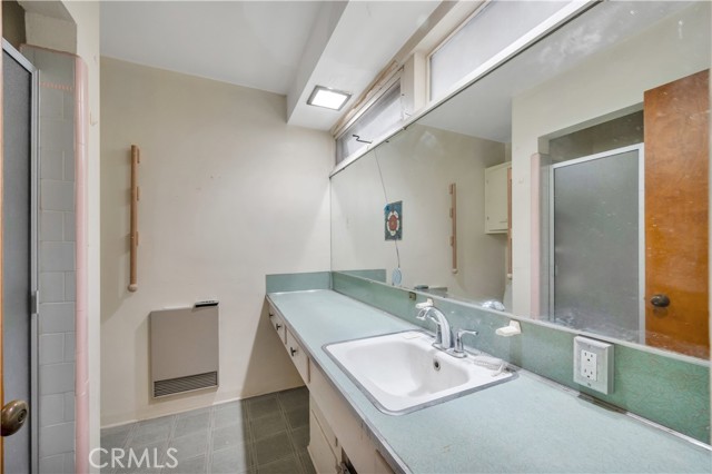 Detail Gallery Image 15 of 29 For 649 Gould, Hermosa Beach,  CA 90254 - 4 Beds | 3 Baths