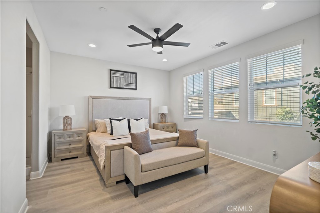 MLS #WS25270586 image #26