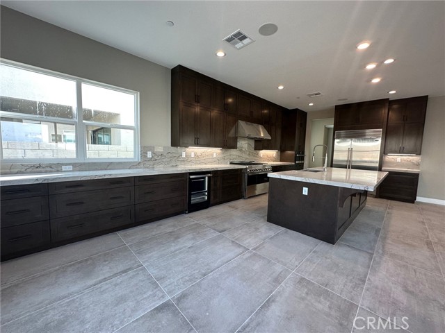 Detail Gallery Image 5 of 36 For 27810 Focus Way, Valencia,  CA 91381 - 1 Beds | 1 Baths