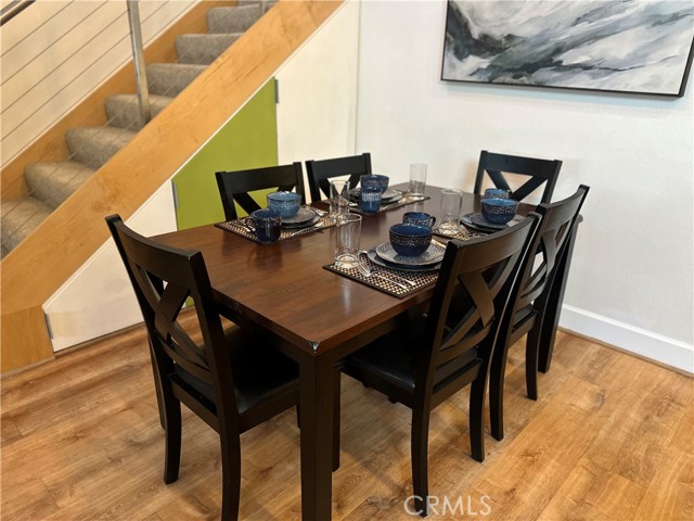 Detail Gallery Image 3 of 37 For 2217 Vanderbilt Ln #8,  Redondo Beach,  CA 90278 - 2 Beds | 1/1 Baths