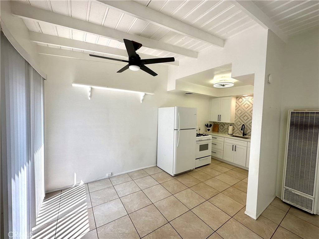 MLS #OC25148518 img 6