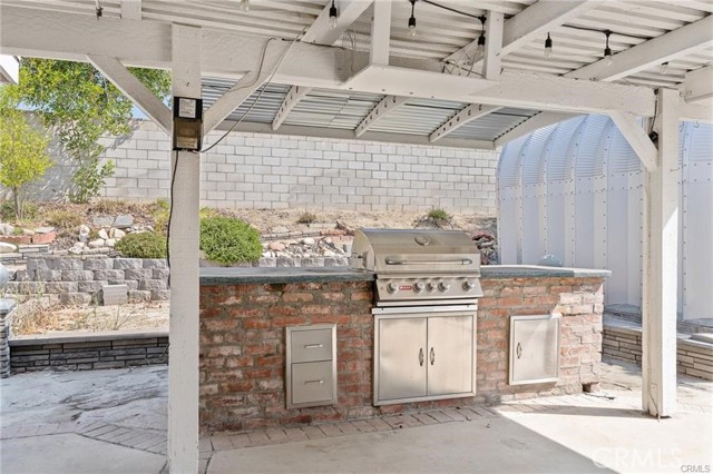 20664 Brana Road, Riverside CA: https://media.crmls.org/medias/47c34417-a58f-426f-9bd6-b1b4e0fc4ebe.jpg