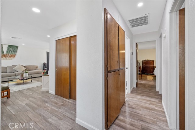 Detail Gallery Image 18 of 33 For 1911 W Vine St, Visalia,  CA 93277 - 3 Beds | 2 Baths