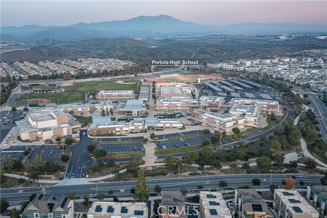 177 Frame, Irvine CA: https://media.crmls.org/medias/47c4c1f2-482f-4a45-8b46-2d5a38bf7fcd.jpg