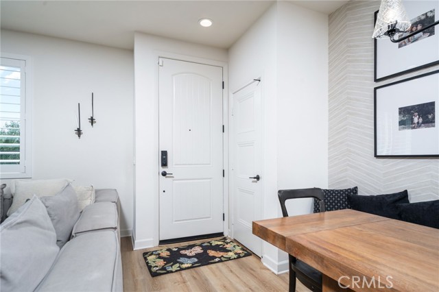 Detail Gallery Image 5 of 49 For 3580 E Lantern Paseo #142,  Ontario,  CA 91761 - 3 Beds | 2/1 Baths