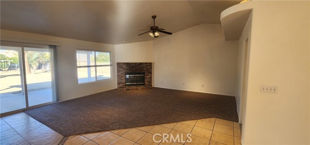 Detail Gallery Image 2 of 9 For 6930 Avalon Ave, Yucca Valley,  CA 92284 - 4 Beds | 2 Baths