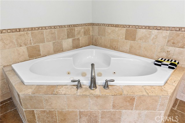 Detail Gallery Image 60 of 69 For 6920 Valmont #5,  Tujunga,  CA 91042 - 4 Beds | 3 Baths