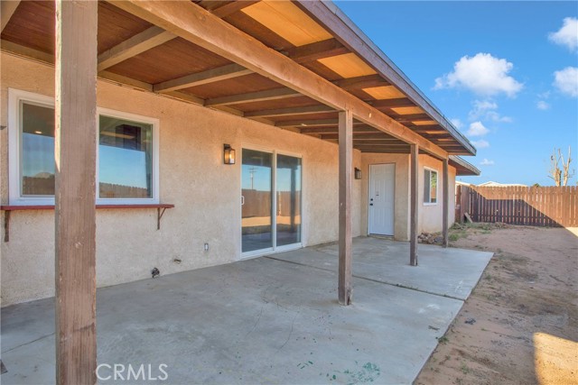 15130 Flathead Road, Apple Valley CA: https://media.crmls.org/medias/47c88cc6-6d55-4443-9784-237bd8e32308.jpg