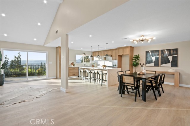 Detail Gallery Image 2 of 27 For 520 Golden Sky Ln, Anaheim,  CA 92807 - 3 Beds | 2 Baths