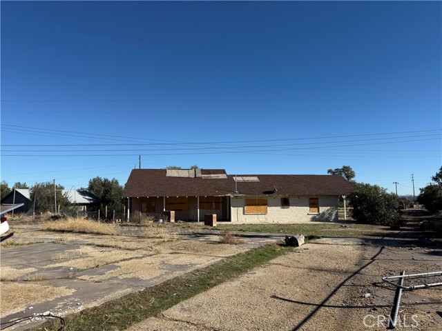 8539 W Avenue L, Lancaster CA: https://media.crmls.org/medias/47ca2042-c01c-4007-8960-f487543b62ad.jpg