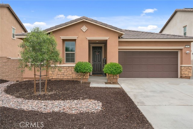 Detail Gallery Image 1 of 34 For 582 Clarence Muse Loop, Perris,  CA 92570 - 4 Beds | 2 Baths