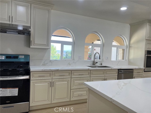 2005 Mt Vernon Avenue, Riverside CA: https://media.crmls.org/medias/47cc0281-beae-45e7-aa10-6c17d8ef617f.jpg
