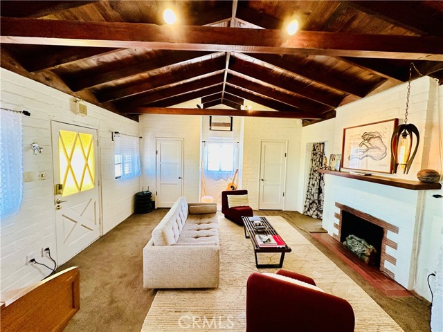 Detail Gallery Image 4 of 27 For 6274 Baileya Ave, Twentynine Palms,  CA 92277 - 2 Beds | 1/1 Baths