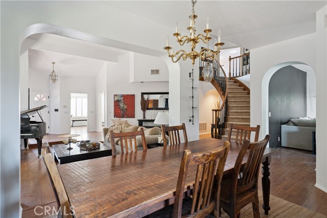 Image 9 of 50 For 8042 Masefield Court