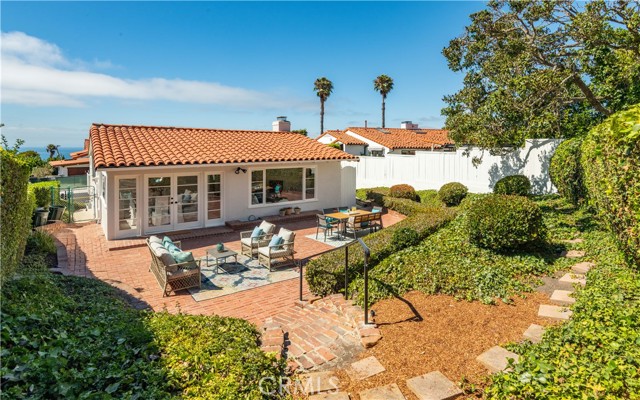 1608 Via Montemar, Palos Verdes Estates, California 90274, 2 Bedrooms Bedrooms, ,1 BathroomBathrooms,Residential,Sold,Via Montemar,PV22151632