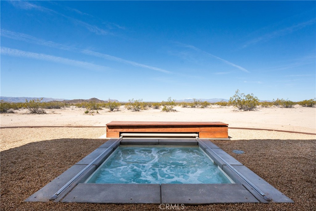 MLS #OC25252213 image #27