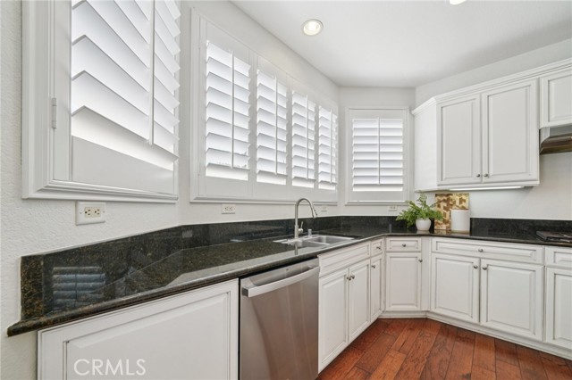 Detail Gallery Image 18 of 75 For 4805 Dovehurst Way, Fontana,  CA 92336 - 4 Beds | 4 Baths