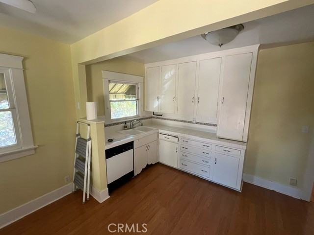 Detail Gallery Image 6 of 14 For 3105 Grim Ave, San Diego,  CA 92104 - 2 Beds | 2 Baths