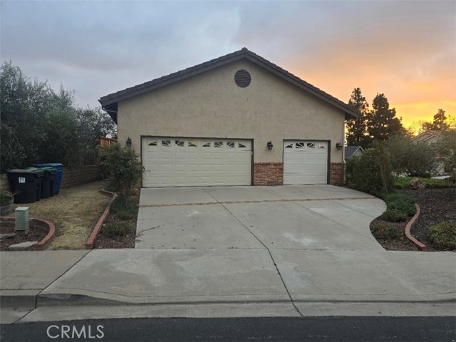 Detail Gallery Image 16 of 17 For 2814 Stardust, Santa Maria,  CA 93455 - 3 Beds | 3 Baths