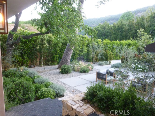 1094 Acanto Place photo 15