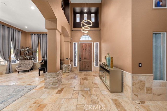 Detail Gallery Image 7 of 71 For 18936 Summerleaf Ln, Riverside,  CA 92504 - 4 Beds | 3/1 Baths