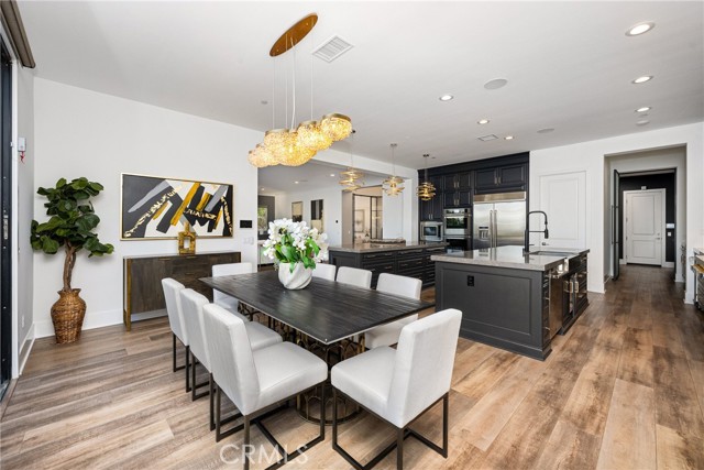 20436 W Liverpool Way, Porter Ranch CA: https://media.crmls.org/medias/47d22296-afb5-4135-a2db-9960104cb300.jpg