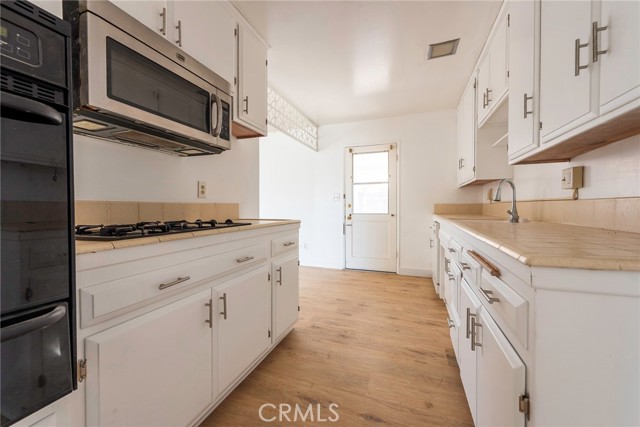 680 Barber Drive, Hemet CA: https://media.crmls.org/medias/47d2ede4-af57-4e16-8cb9-81a0827af8e4.jpg