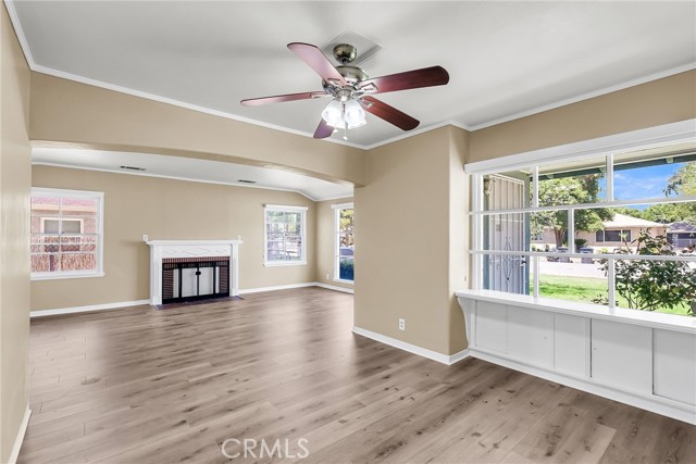 4520 Linwood Place, Riverside CA: https://media.crmls.org/medias/47d35c93-9e0c-4300-ac27-51d9d2e0f87c.jpg