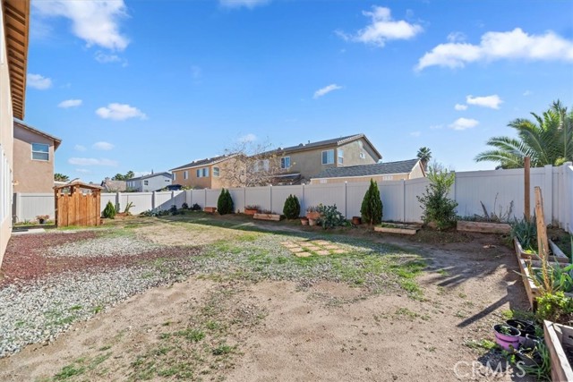 13223 Concord Drive, Victorville CA: https://media.crmls.org/medias/47d42c89-489b-4be0-8469-b6fafdf192d0.jpg