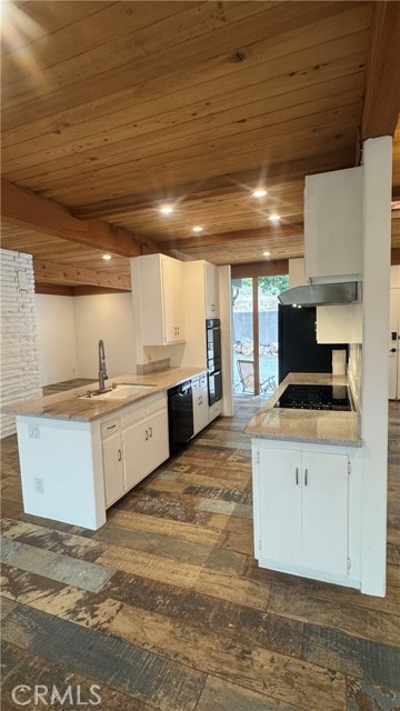 Detail Gallery Image 41 of 45 For 24735 Mulholland Hwy, Calabasas,  CA 91302 - 4 Beds | 2/1 Baths