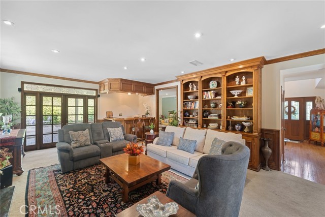 29628 Woodbrook Dr, Agoura Hills CA: https://media.crmls.org/medias/47d69ec5-8b21-42ad-b1d3-c9338dd3ec61.jpg