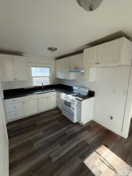 2 Bed Home for Sale in San Bernardino, California
