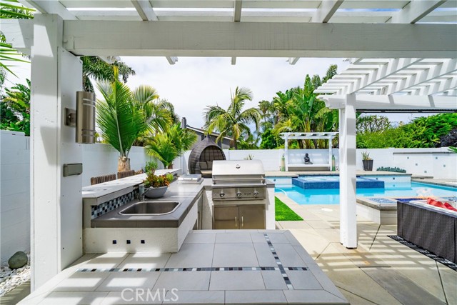 Detail Gallery Image 43 of 61 For 20191 Imperial Cove Ln, Huntington Beach,  CA 92646 - 3 Beds | 3 Baths