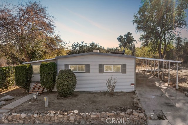 17221 Hidalgo Drive, Perris CA: https://media.crmls.org/medias/47d8296d-88e9-4311-bb14-2f58c052aab2.jpg
